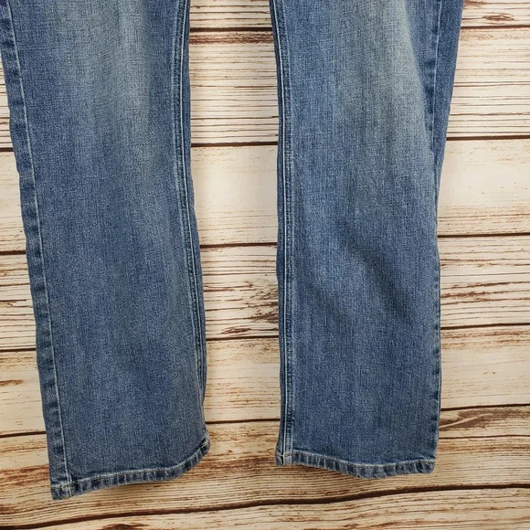 Ariat Legacy Mens 40x32 M4 Relaxed Straight Leg Medium Wash Jeans           #134 - Picture 4 of 9